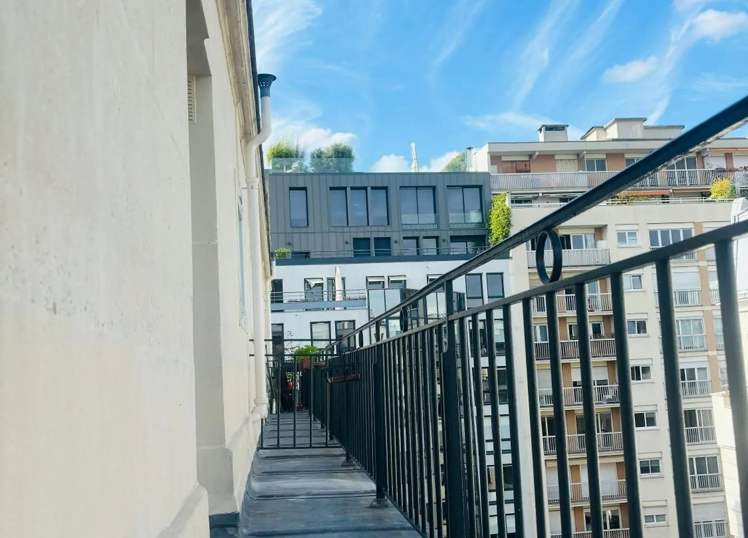 La Maison Du Bonheur A Charonne Париж 0*,