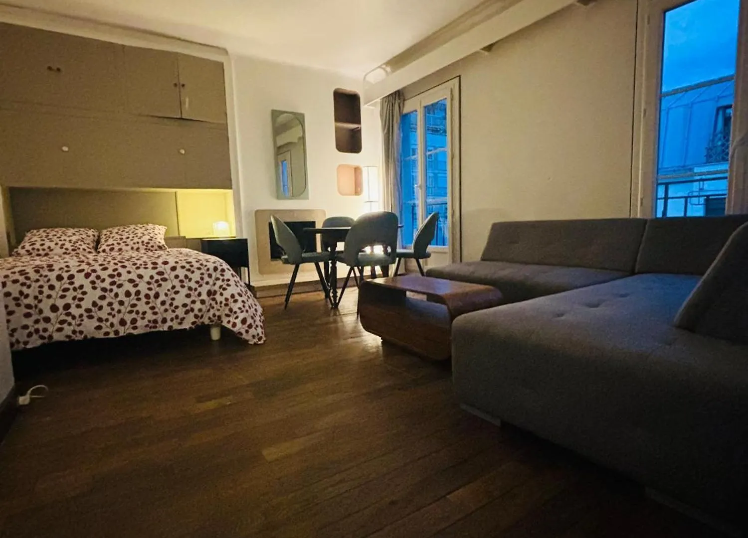 La Maison Du Bonheur A Charonne Paris
